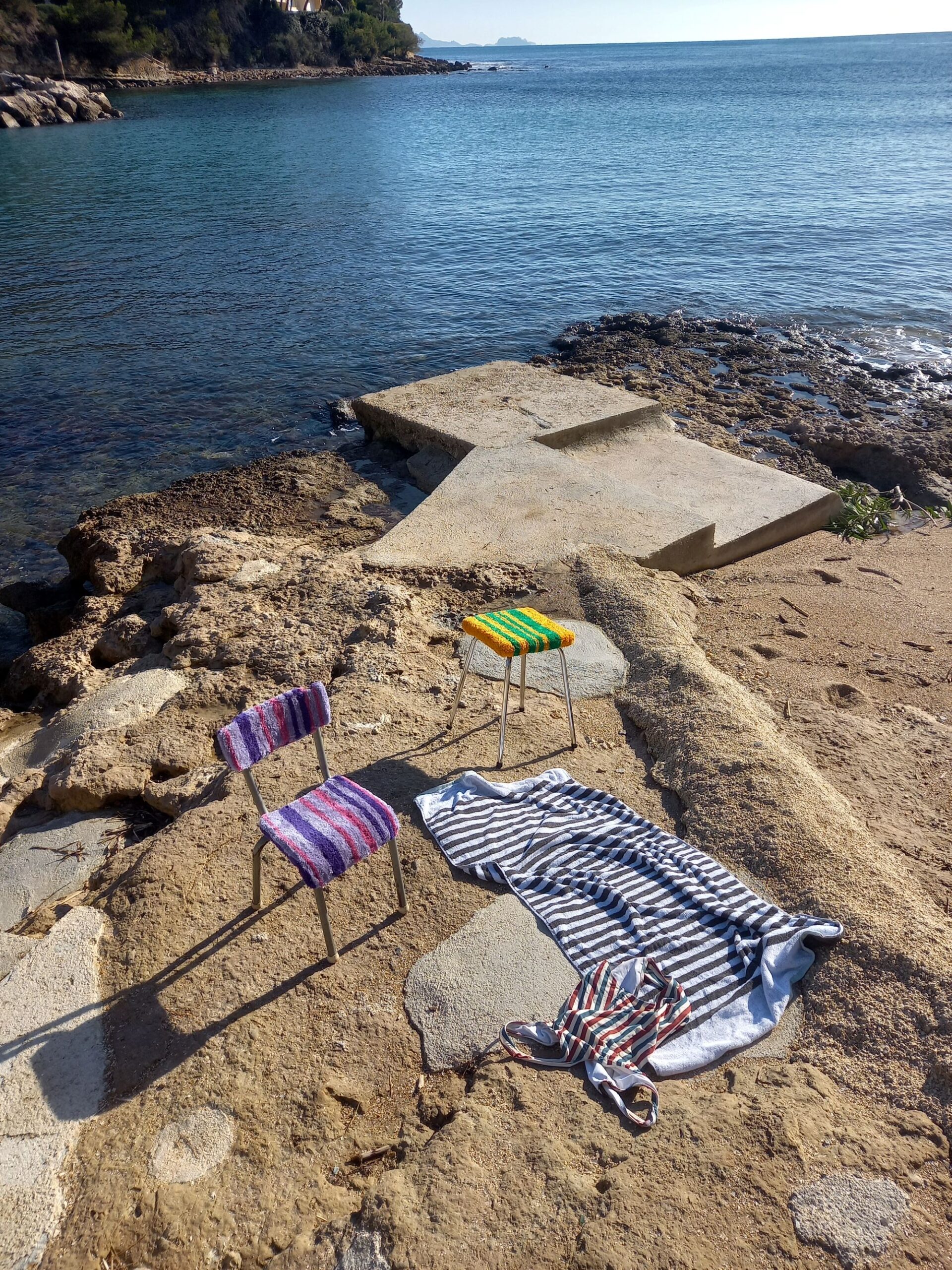 Chaise enfant violette – Image 2