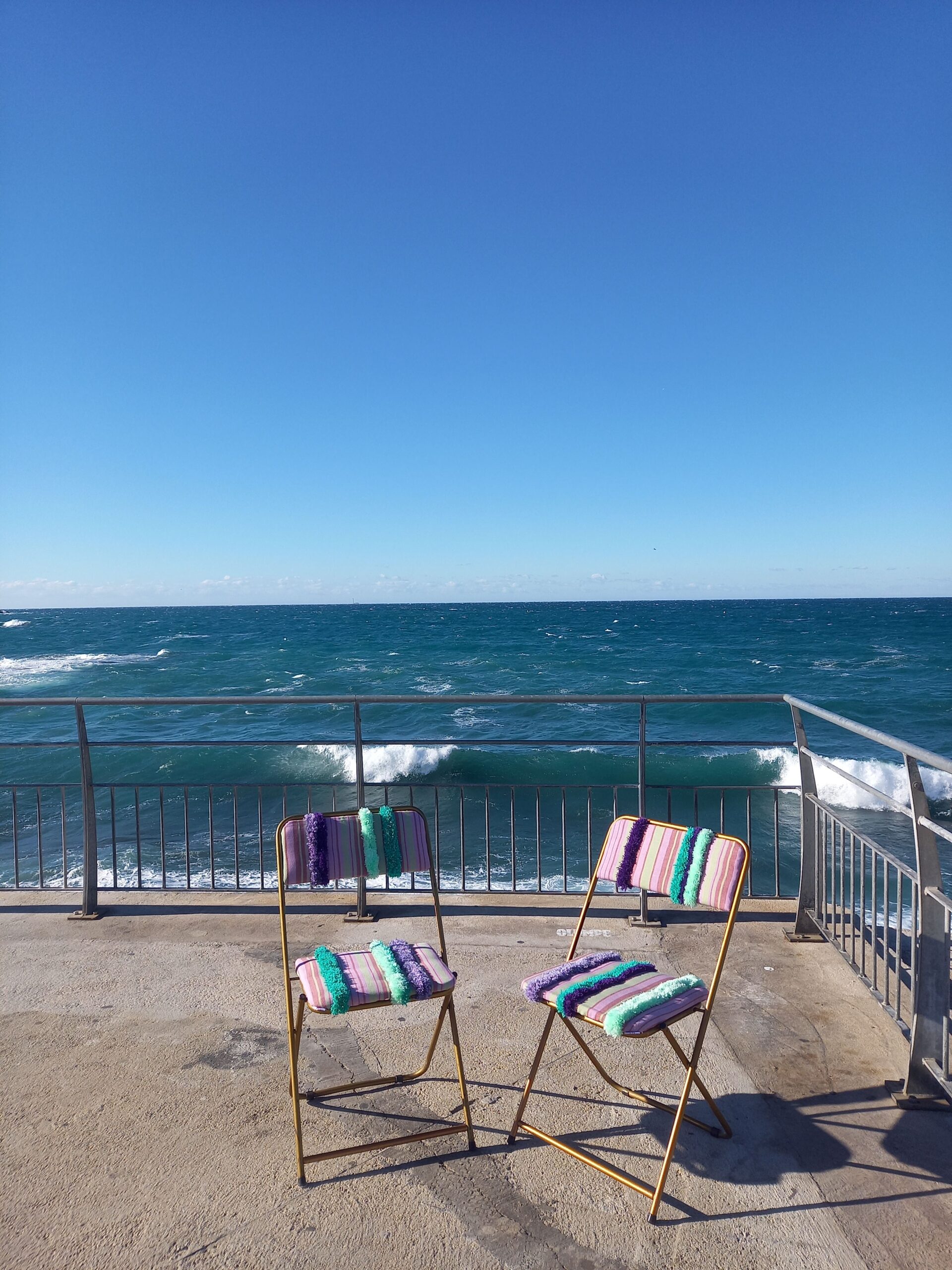 Paire de chaises Lafuma violette rose et verte – Image 4