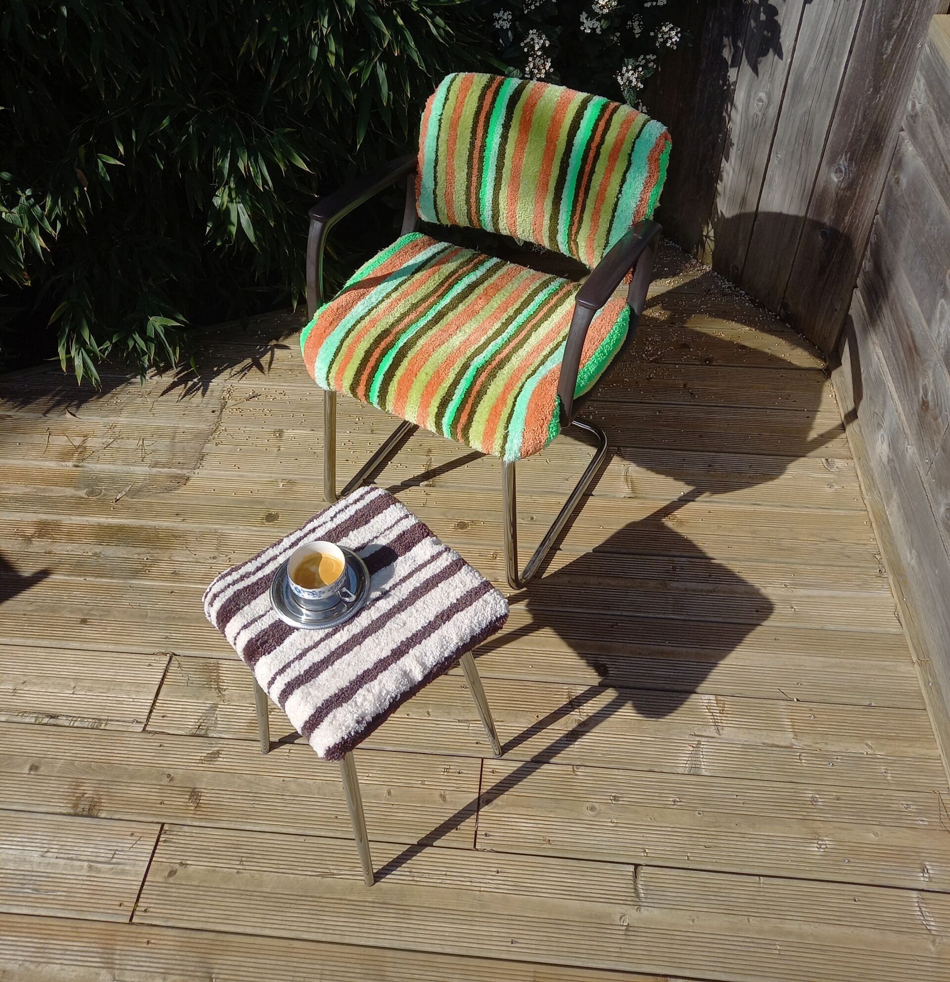 Tabouret formica blanc et marron