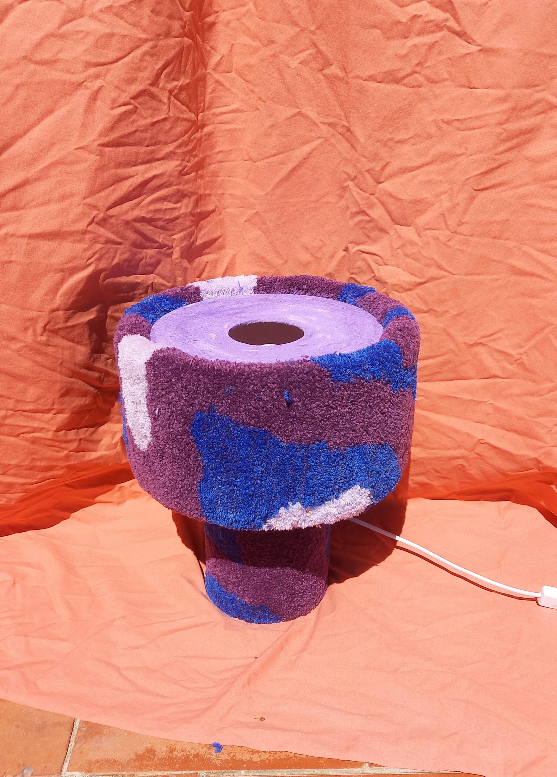Grande lampe violette et bleue – Image 2